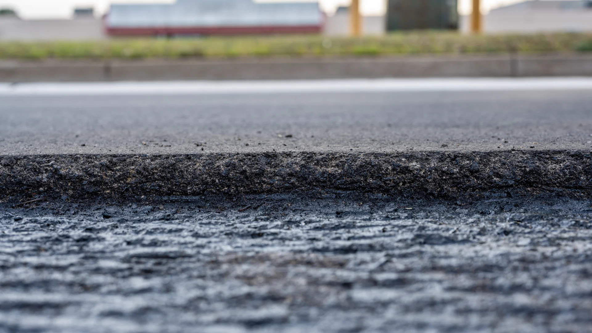 Professional asphalt paving and installation in Wilsonville OR by FRS Remodeling